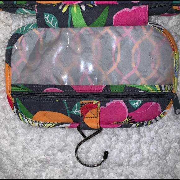 Vera Bradley Iconic Hanging Travel Organizer - Picture 7 of 7